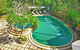 Anini Raka Ubud